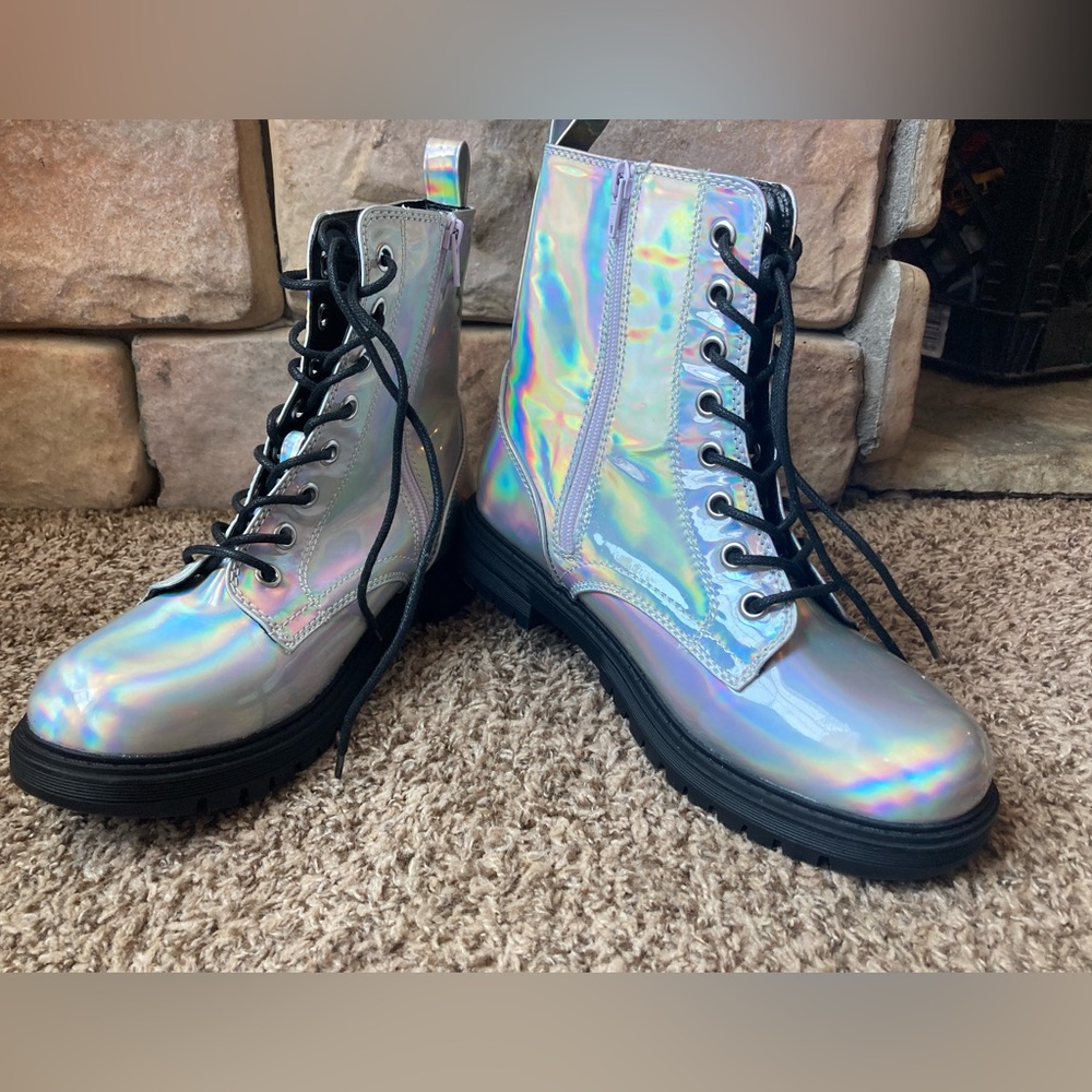 So womens holographic boots